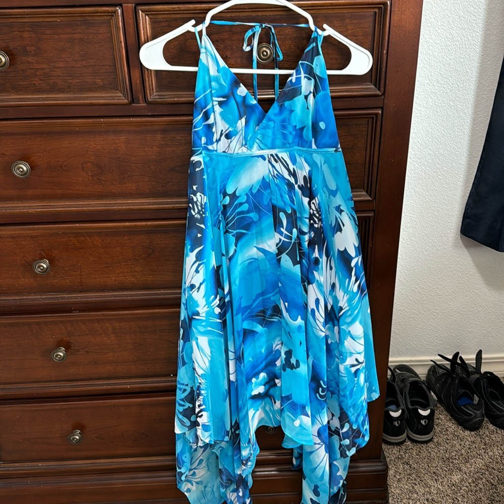 Jennifer Lopez summer dress